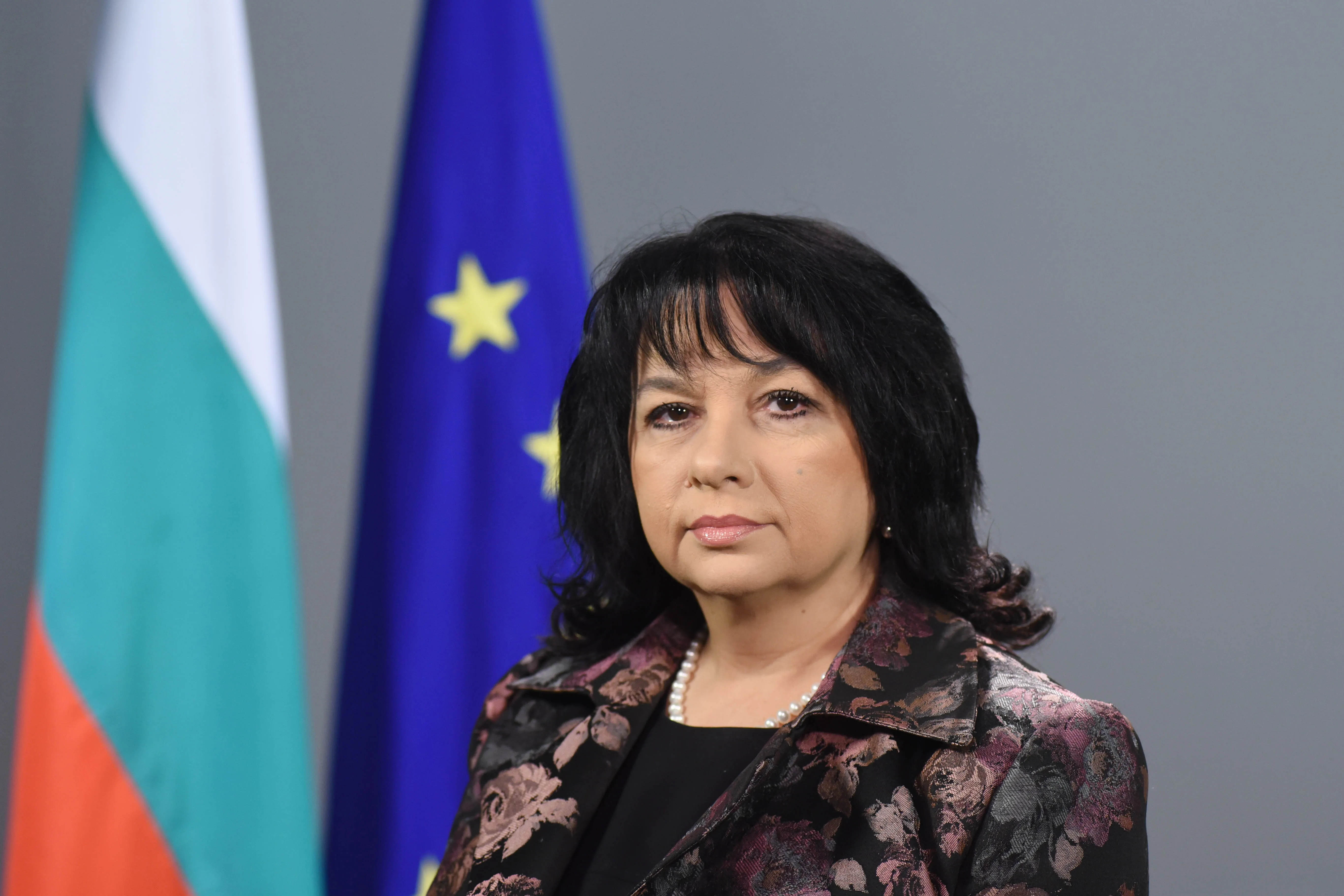 Финансов министър разсея съмнения за държавния дълг на България
