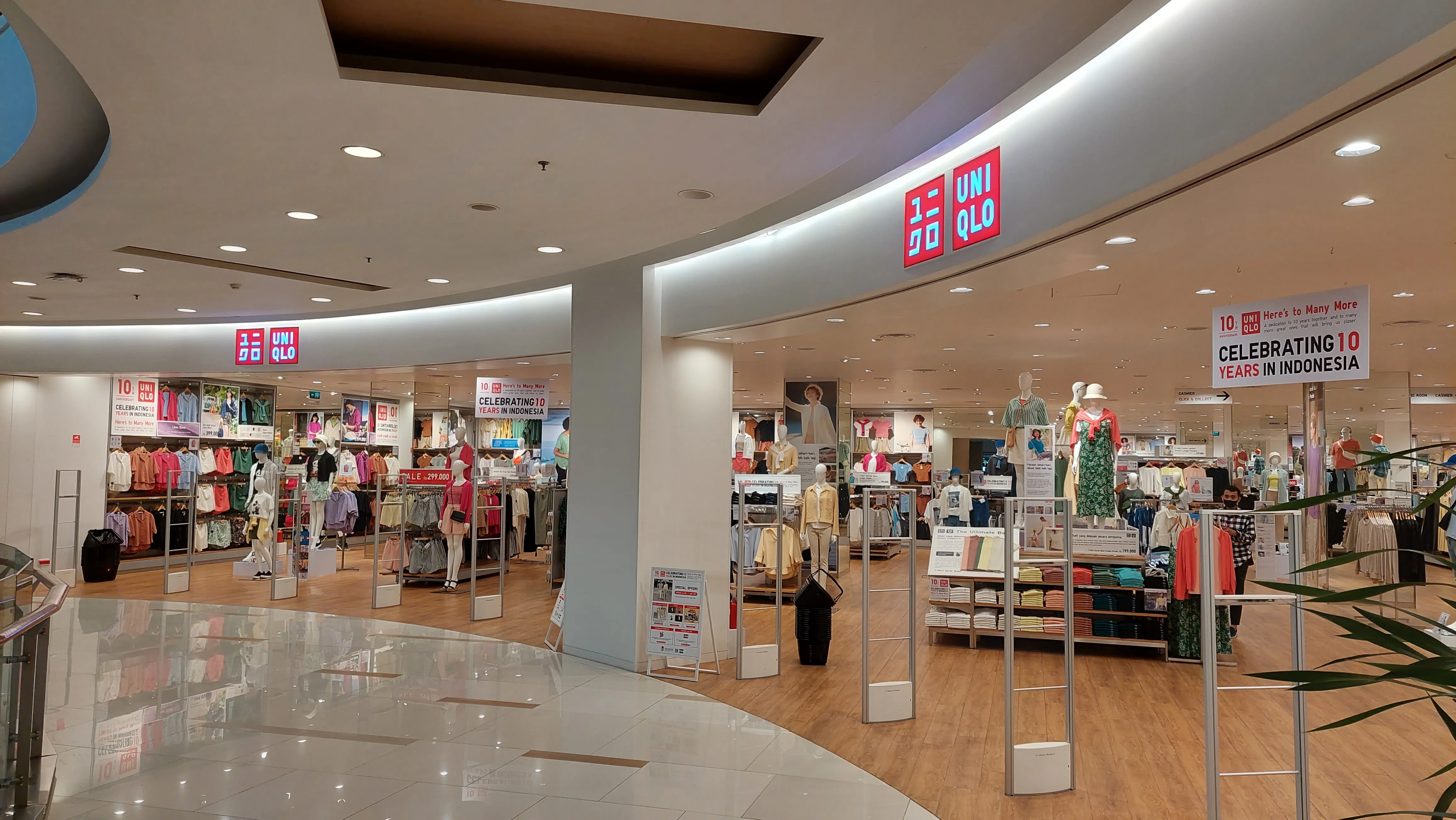 Revolution in Fashion: Uniqlo Launches Global Eco-Program for Jeans