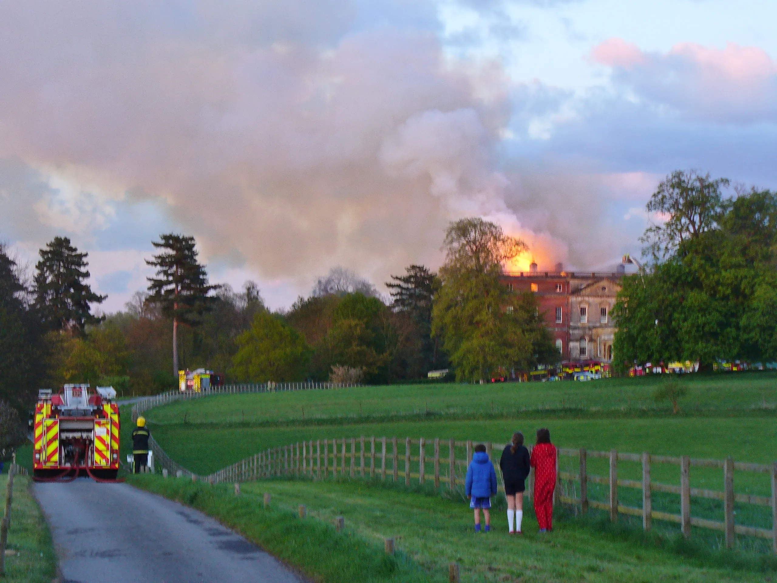 International Solidarity: European Teams Join in Extinguishing Bulgarian Forest Fires