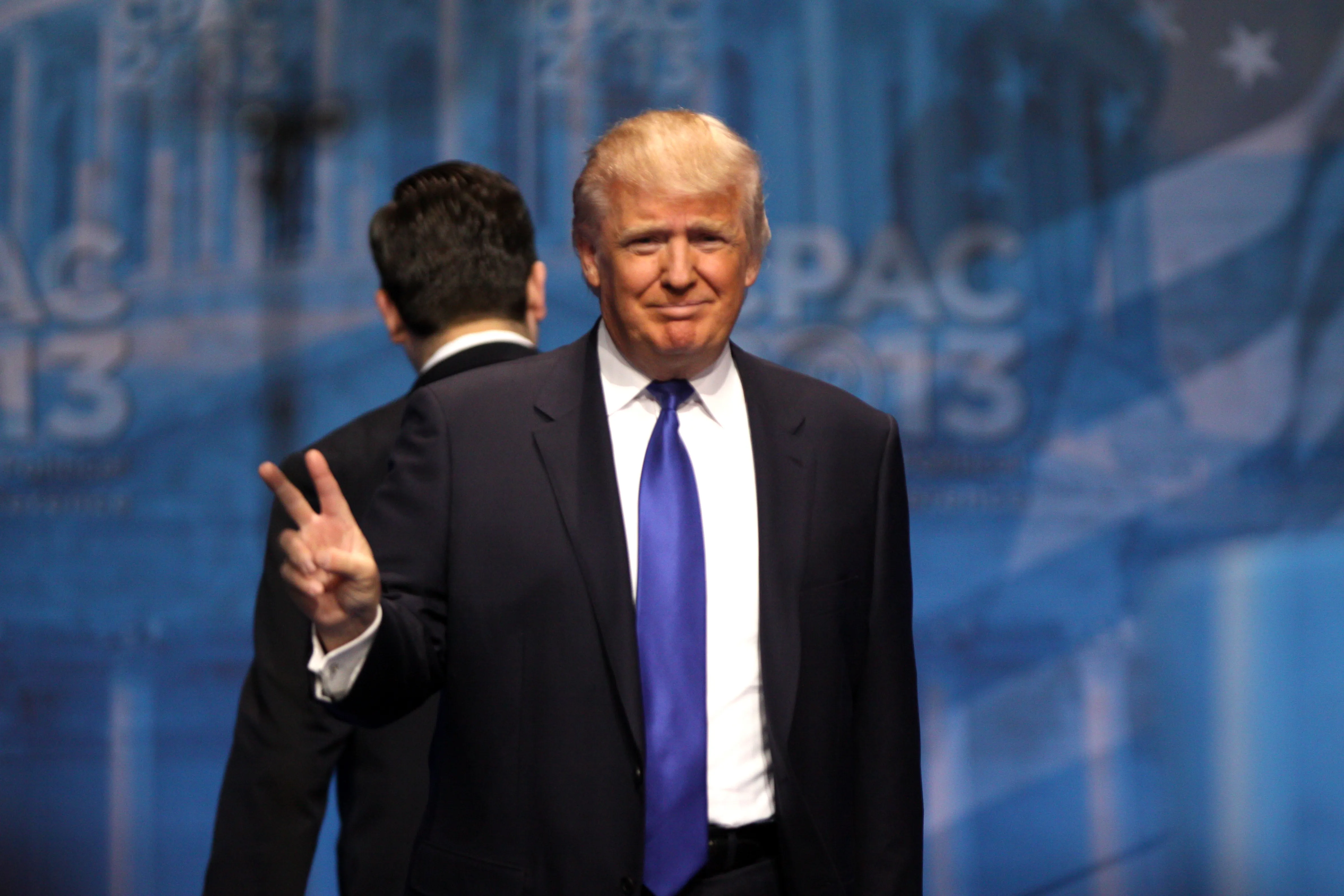 Trump Plans Negotiations with Putin over Ukrainian Crisis: Attempt to Return Occupied Territories