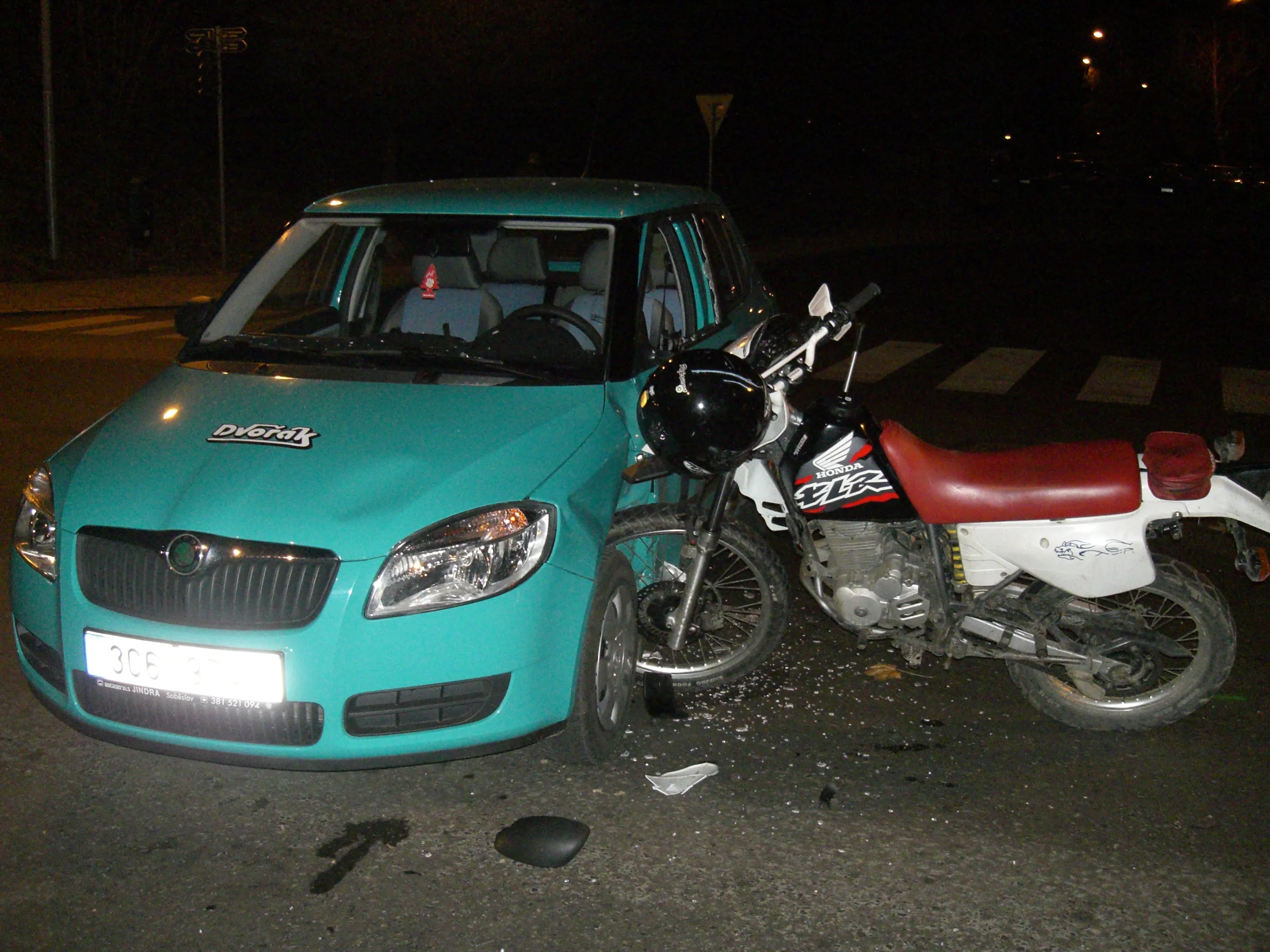 Авария София-Бургас: Мотоциклист пострадал, движение затруднено