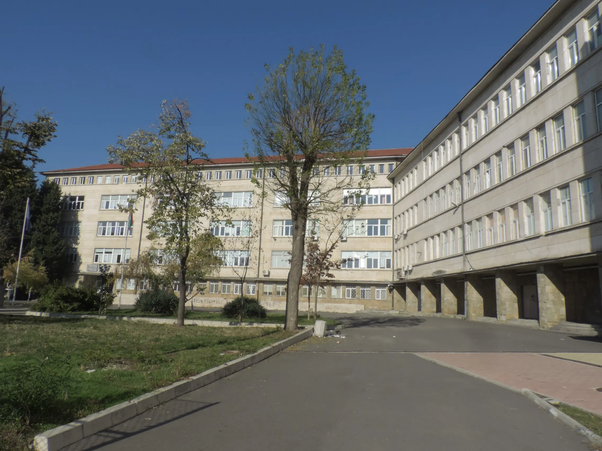 Озобот и ученици от ОУ "Любен Каравелов" отбелязаха четене