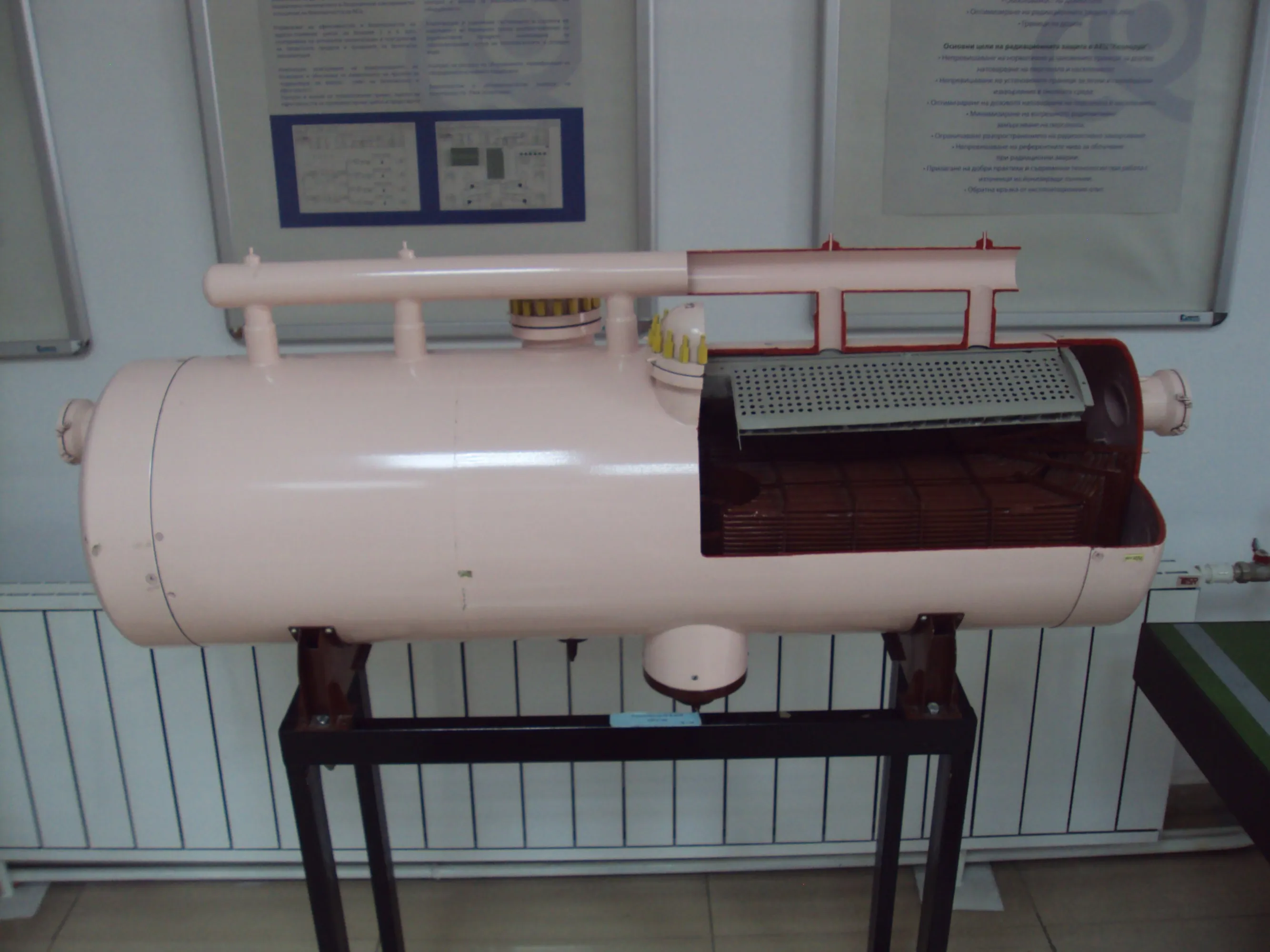 Шостий блок АЕС „Козлодуй“ зупинено для заміни пристроїв