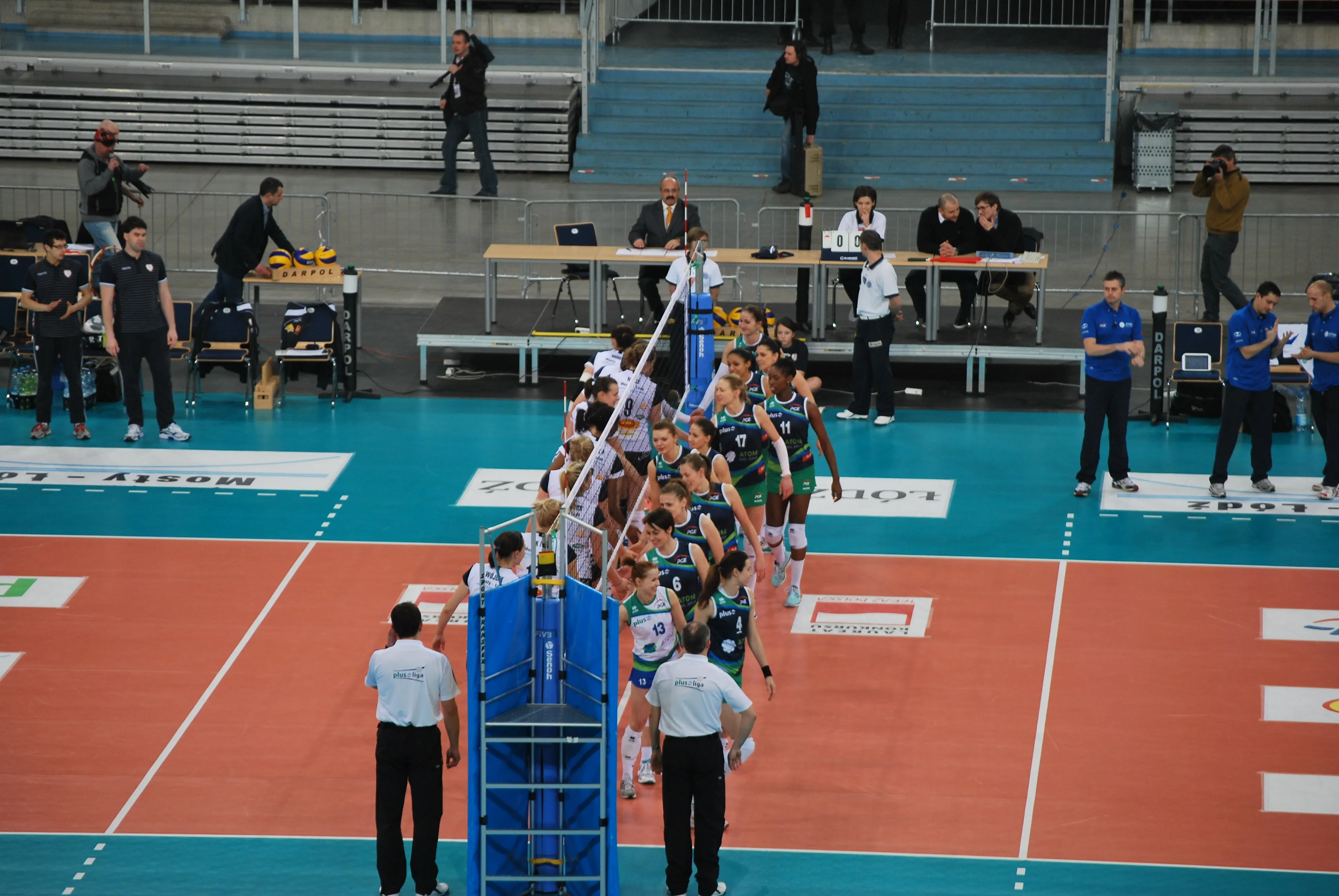 Бургаското дерби в плейофите: Нефтохимик 2010 срещу Дея Спорт