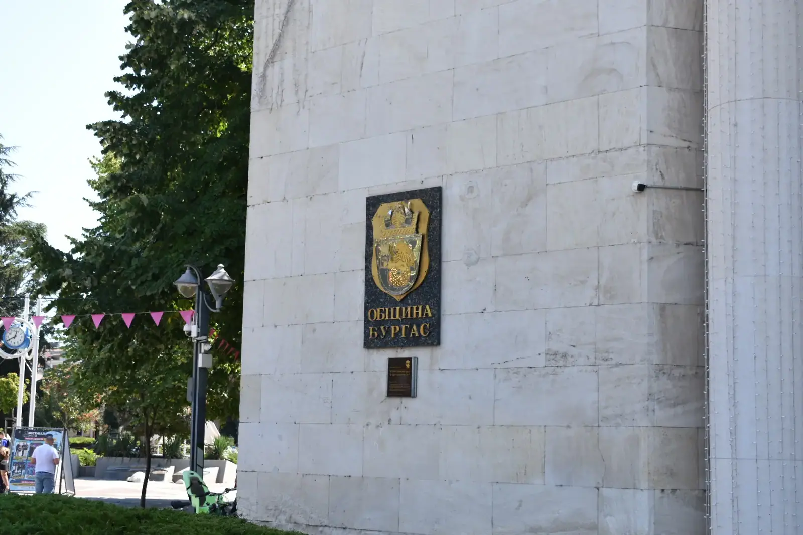 Младите автори ще представят творби в Бургас през октомври