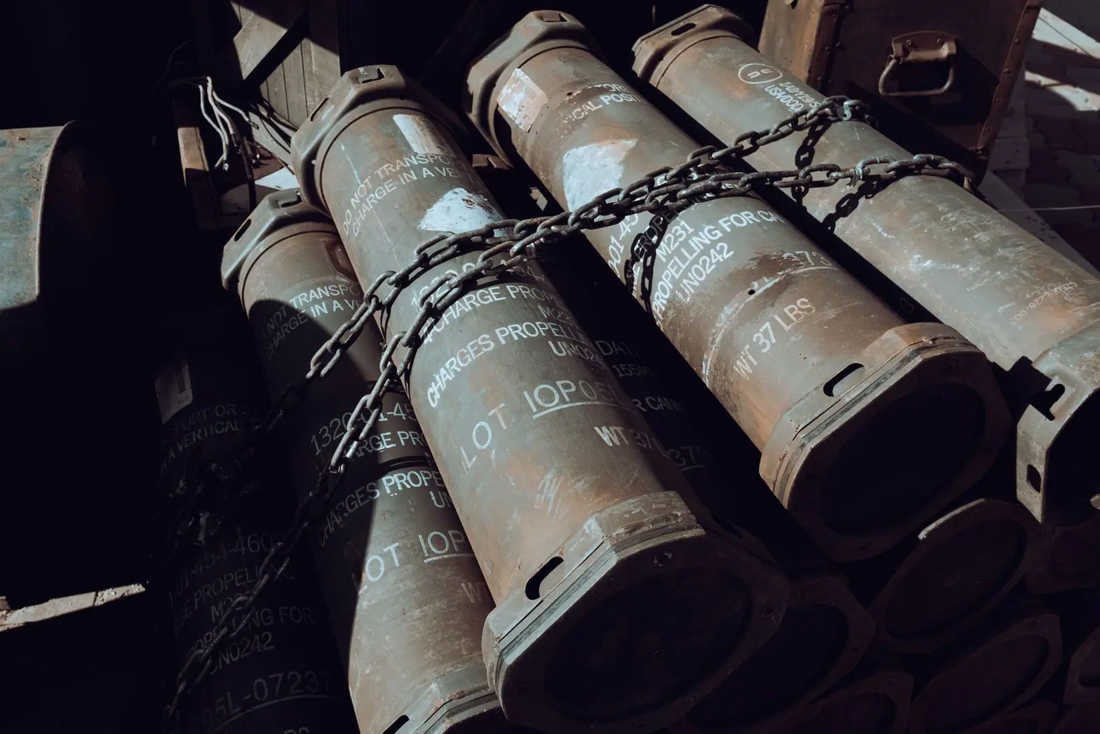 «Возраждане» попросила прекратить экспорт оружия и финансовую помощь Украине