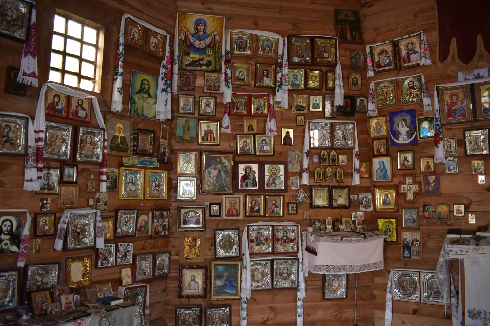 Oryzare residents get greetings for Petkovden, the village holiday