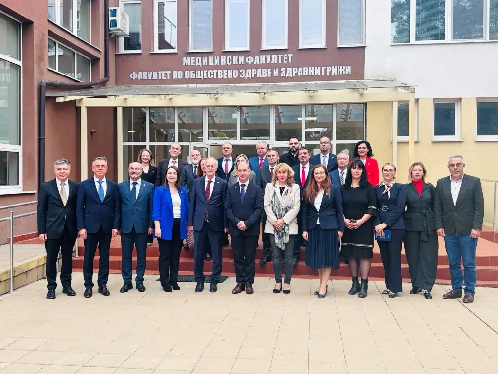 Одринският университет кани БДУ в „Мостове на здравеопазването“