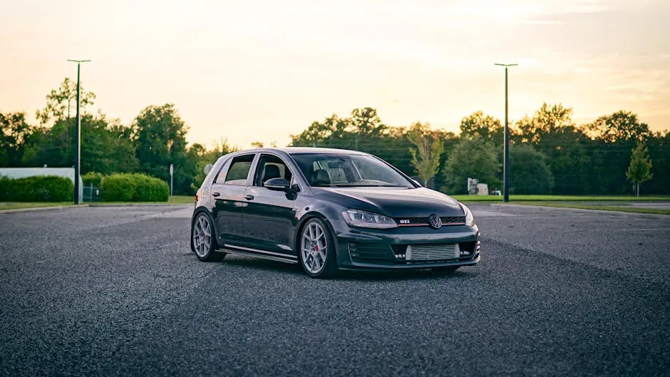 Фолксваген отбелязва 50 години от създаването на легендарния Golf GTI