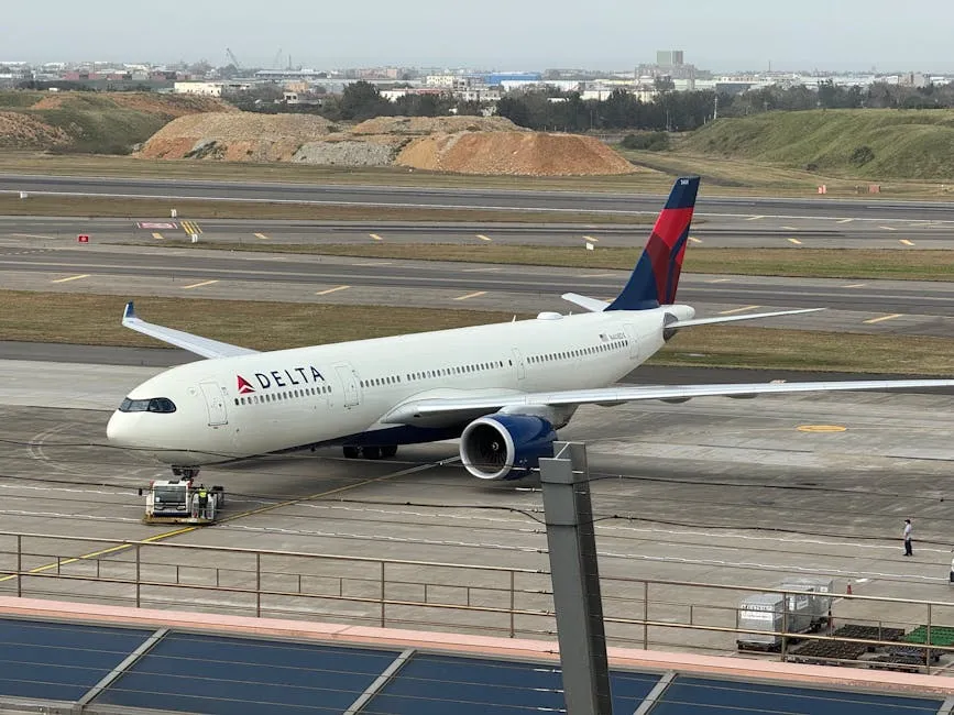 Драматичен арест на пилот от Delta по време на полет - разкритие за сериозни престъпления