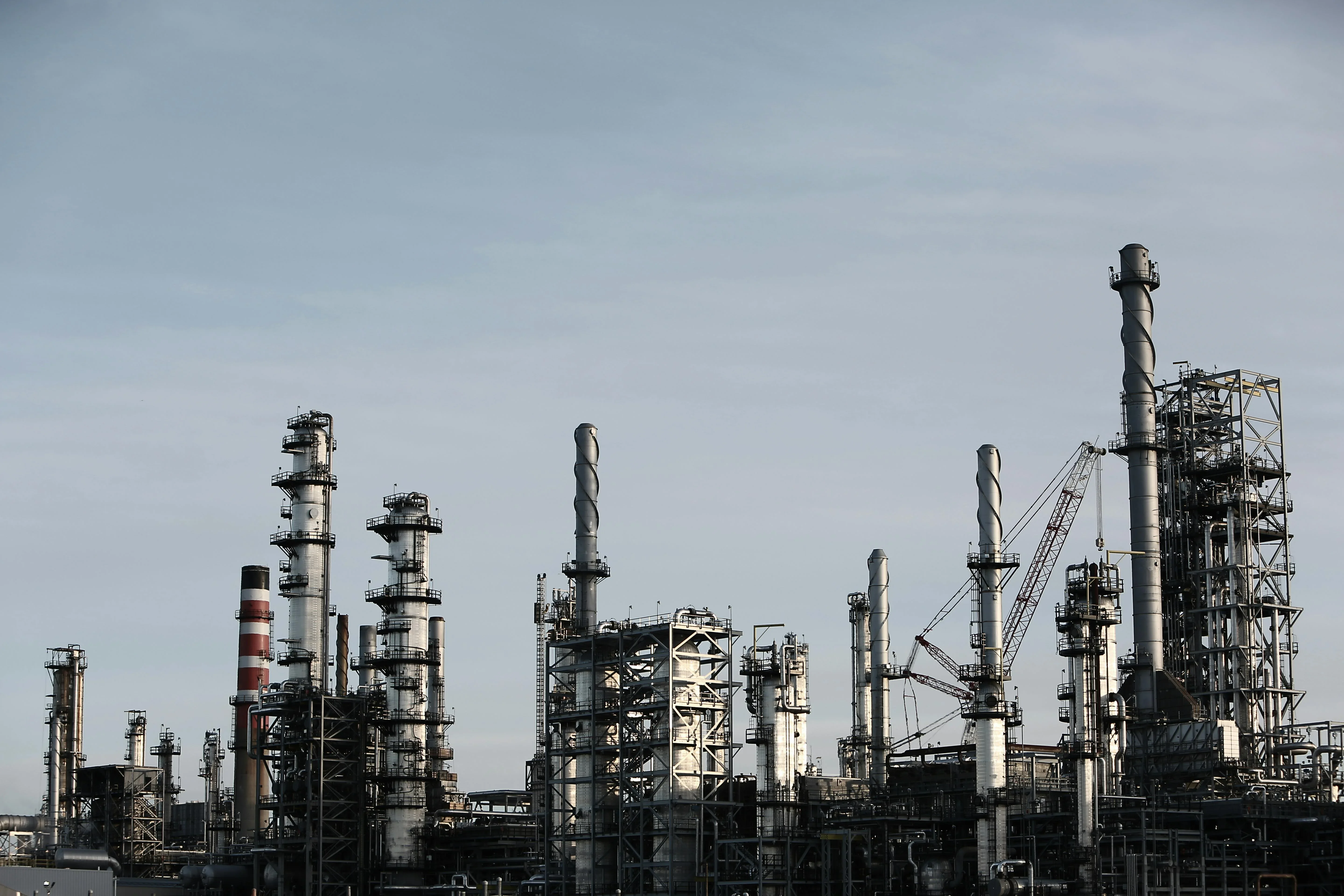 Цены на нефть в ближайший месяц: неопределённость на фоне конфликта Израиль – Иран