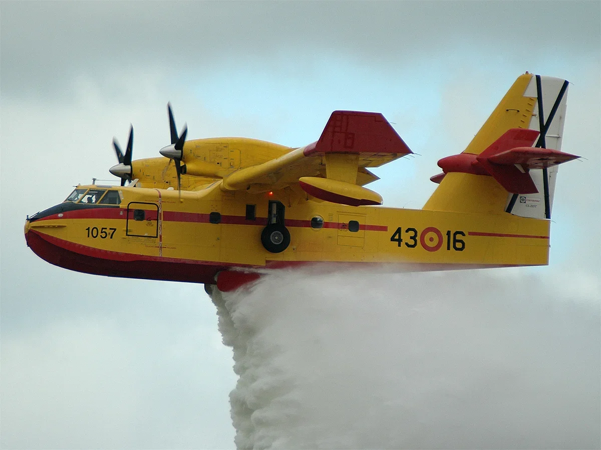 Large-scale forest fire in Sungurlare: Swedish planes join the fight