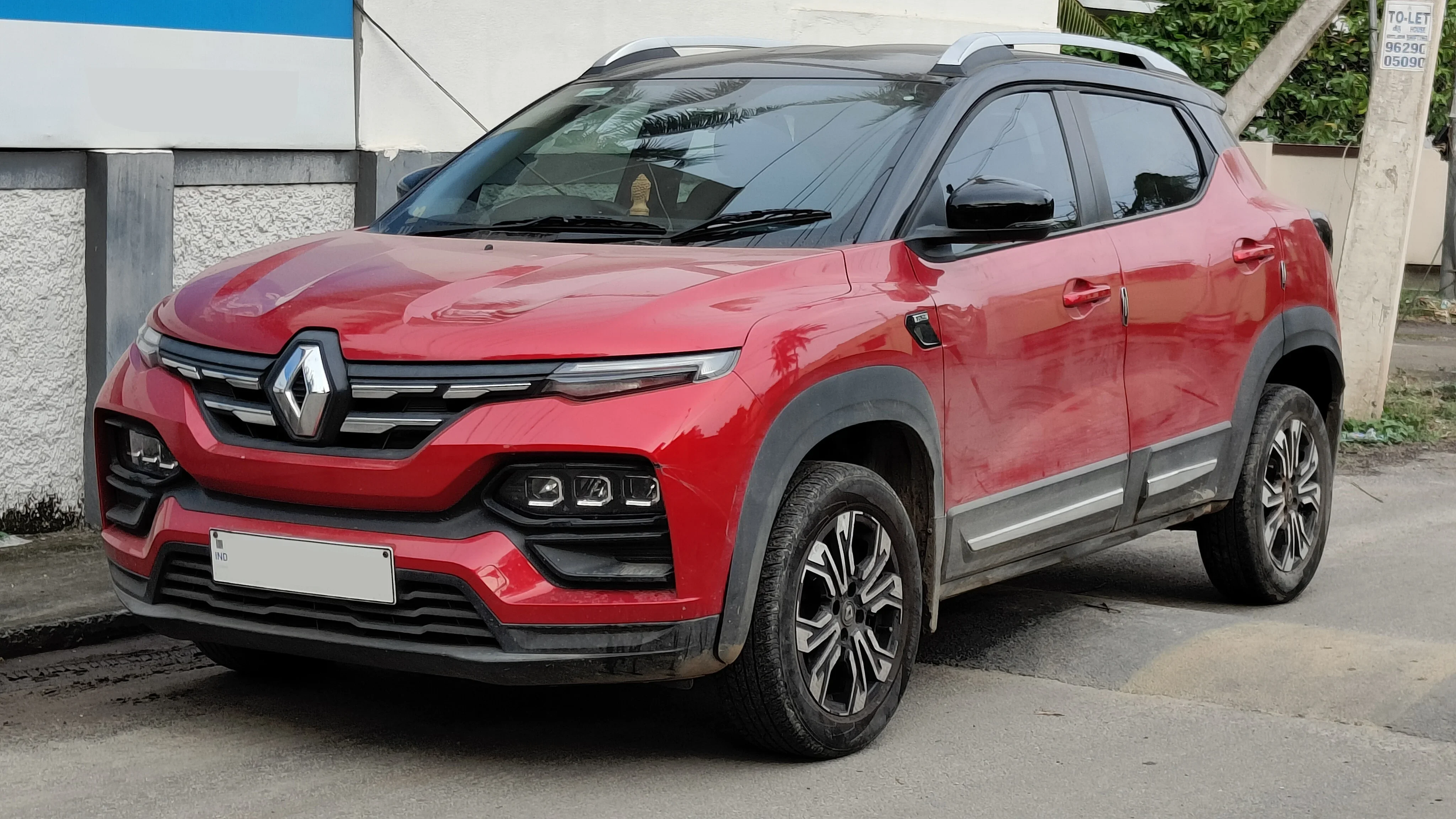 Renault Kiger Facelift 2025 – Новото лице на градския кросоувър идва и в България