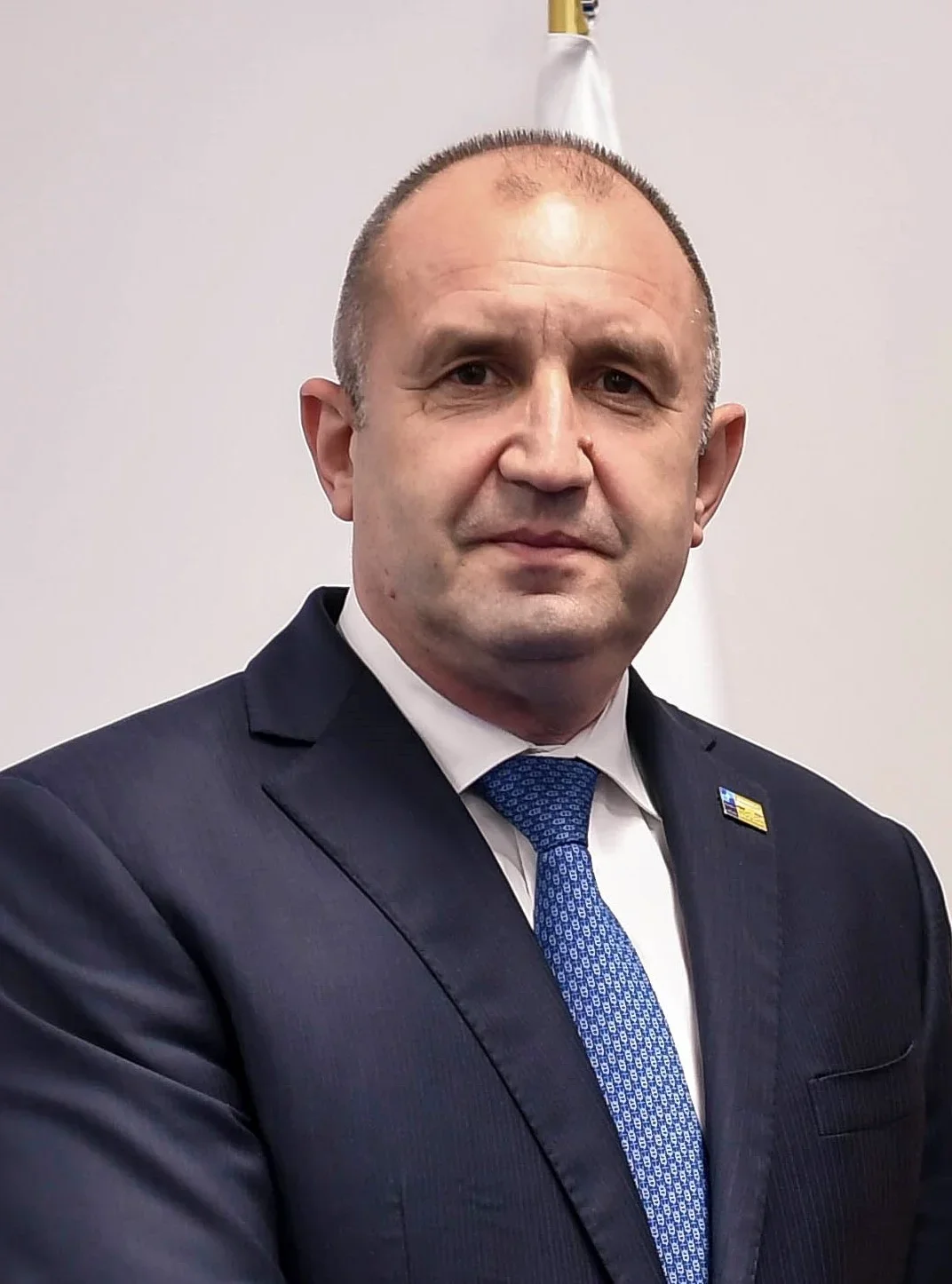 Радев відкидає саботаж: Вказав на "Rheinmetall" і критикує Кабінет Міністрів