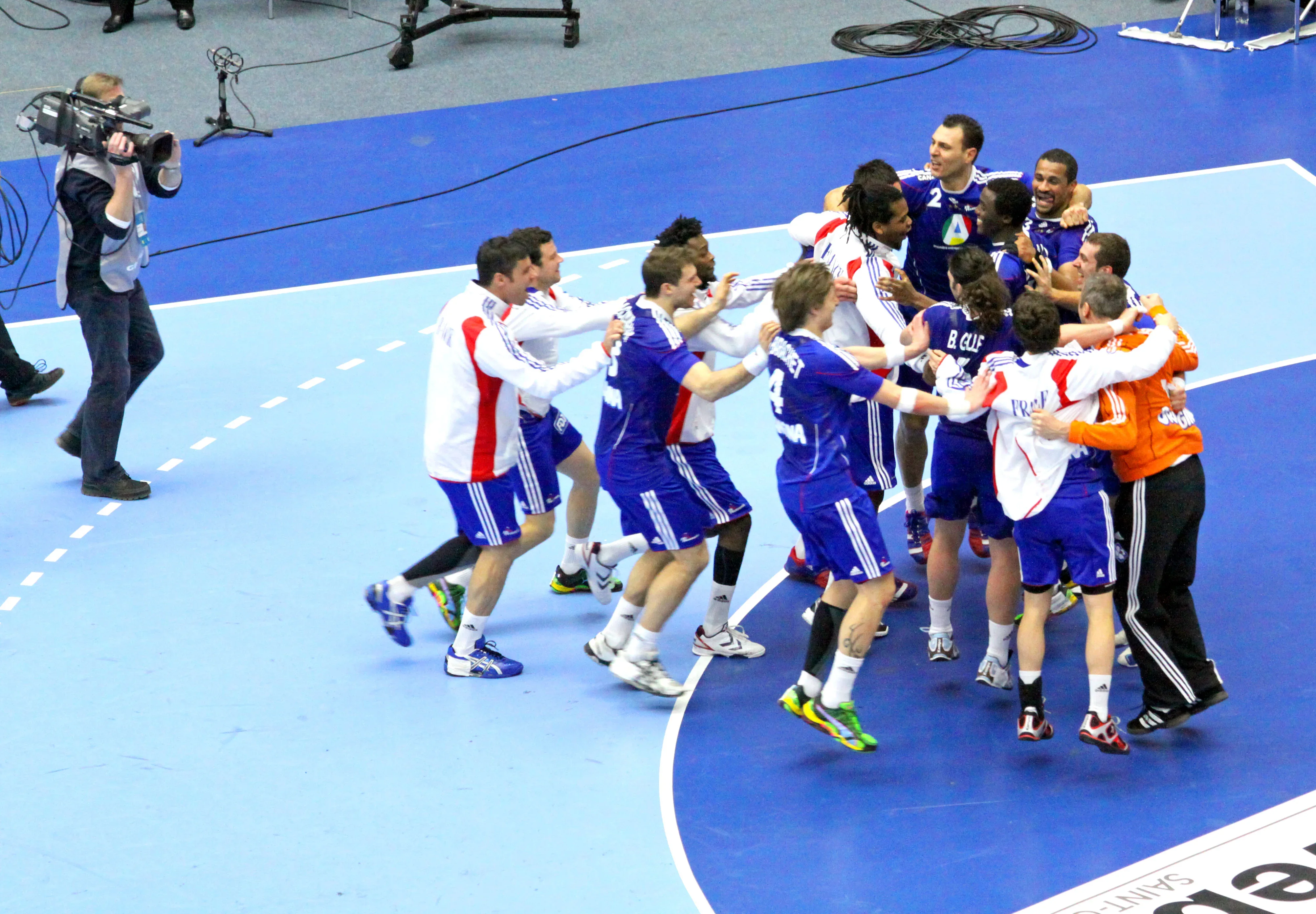 Хандбален Турнир в Бургас: ХК Поморие триумфира