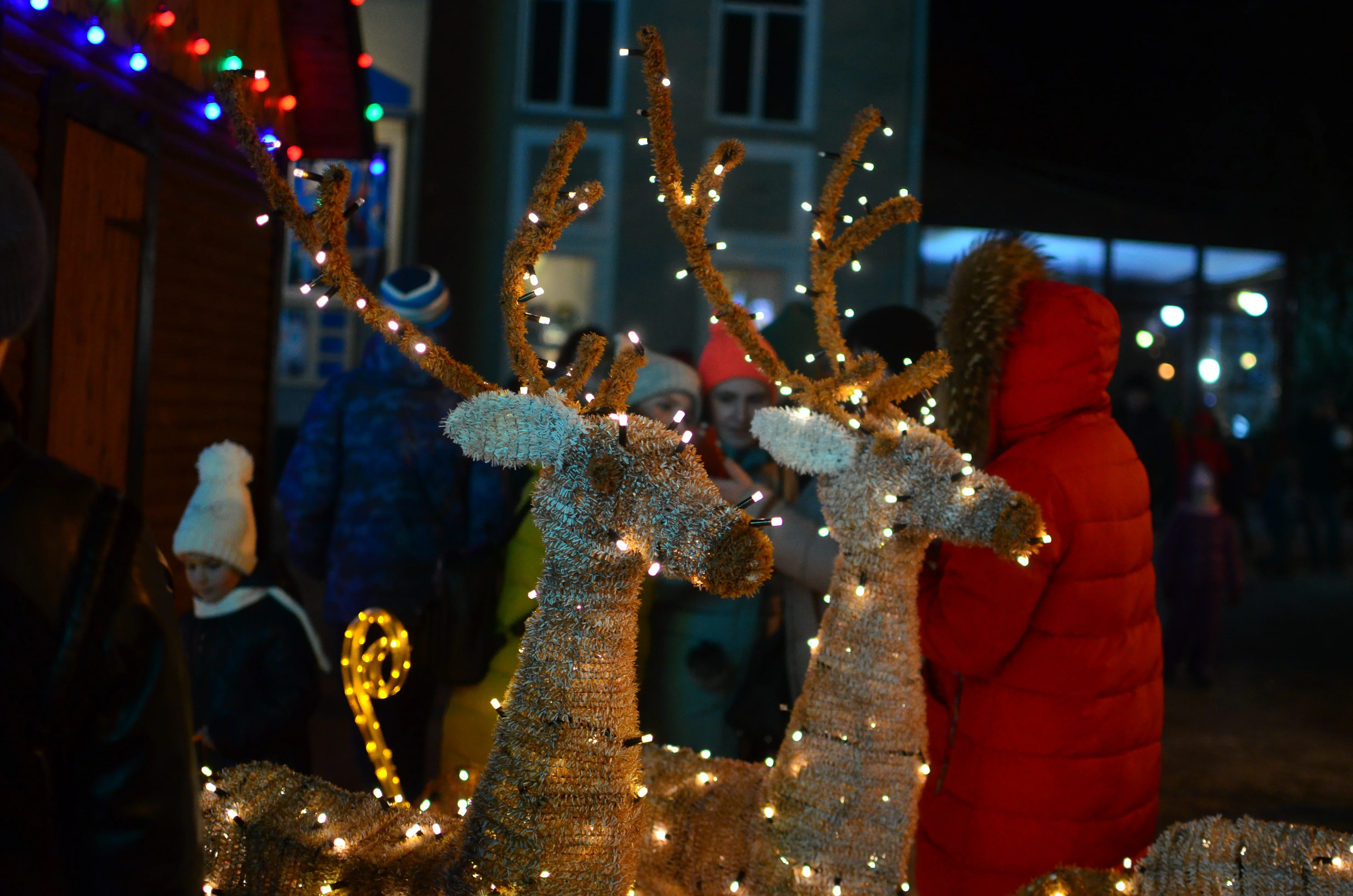 Burgas' Celebration by the Sea: Nikolaevden in "Chengene skele" and Family Workshop