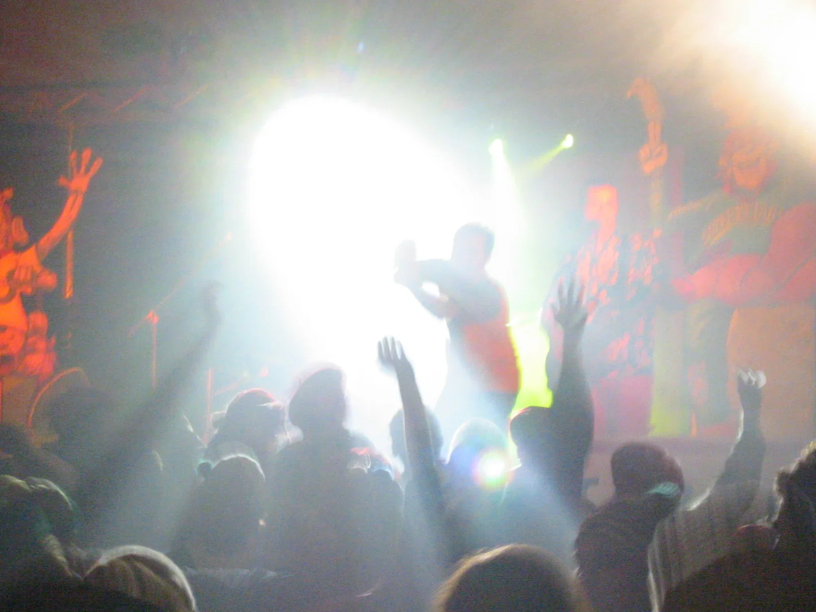 Концерт на "Морски бриз" в Бургас: песни за морето и коледно настроение!