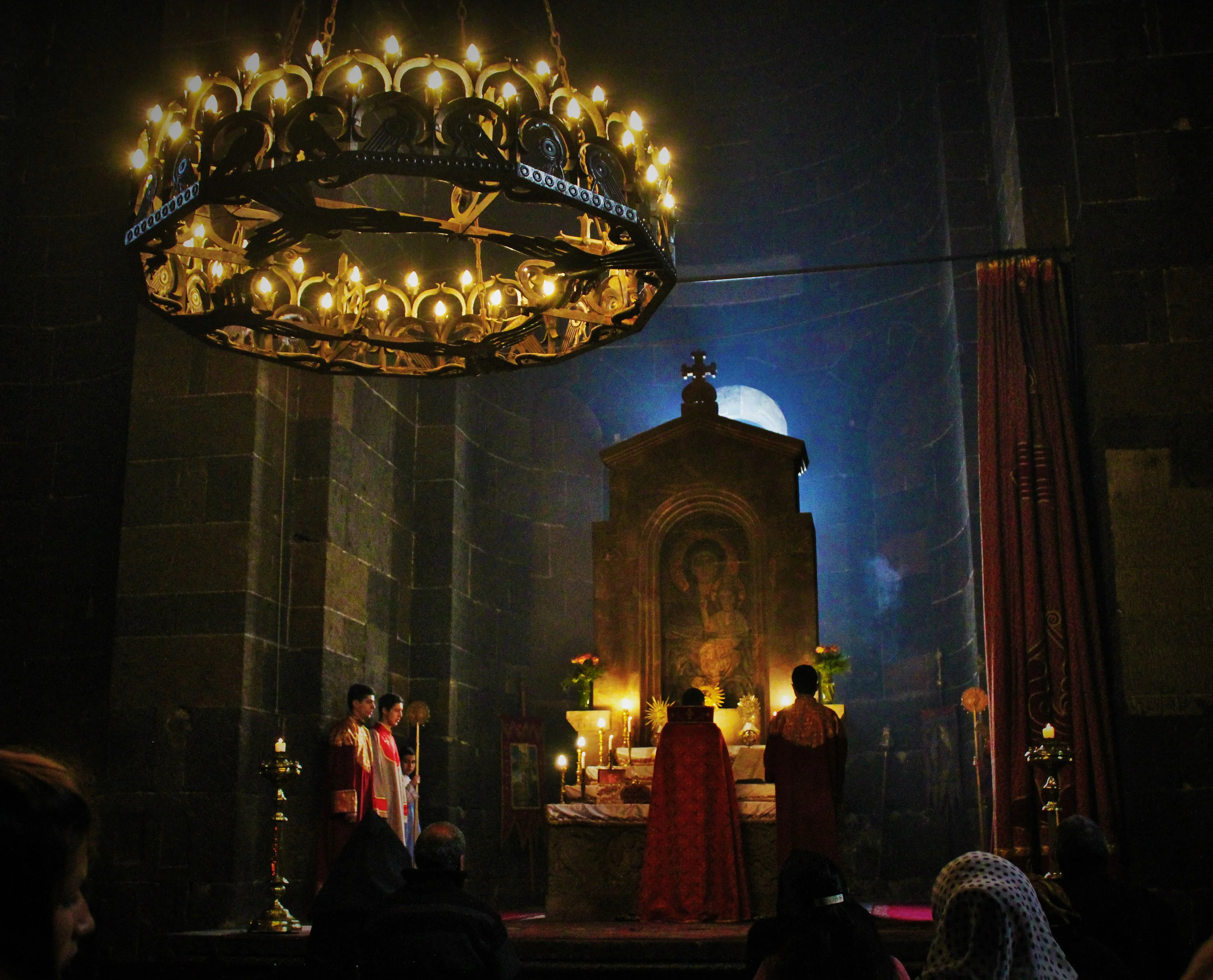 Патриарх Даниил отбелязва празника на Св. Даниил Стълпник с тържествена литургия