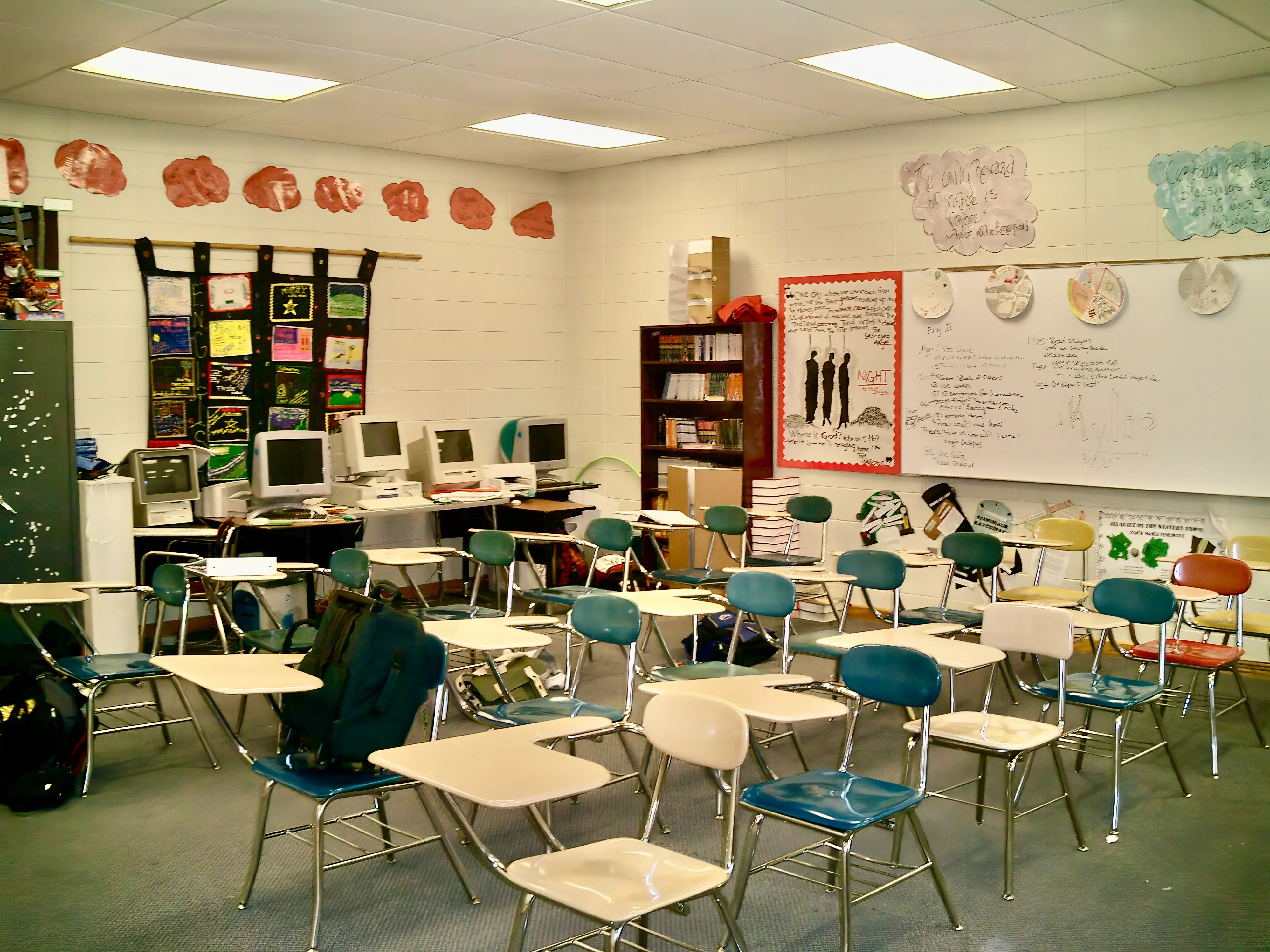 Встреча учеников в Поморие: Межкультурное образование и благотворительность