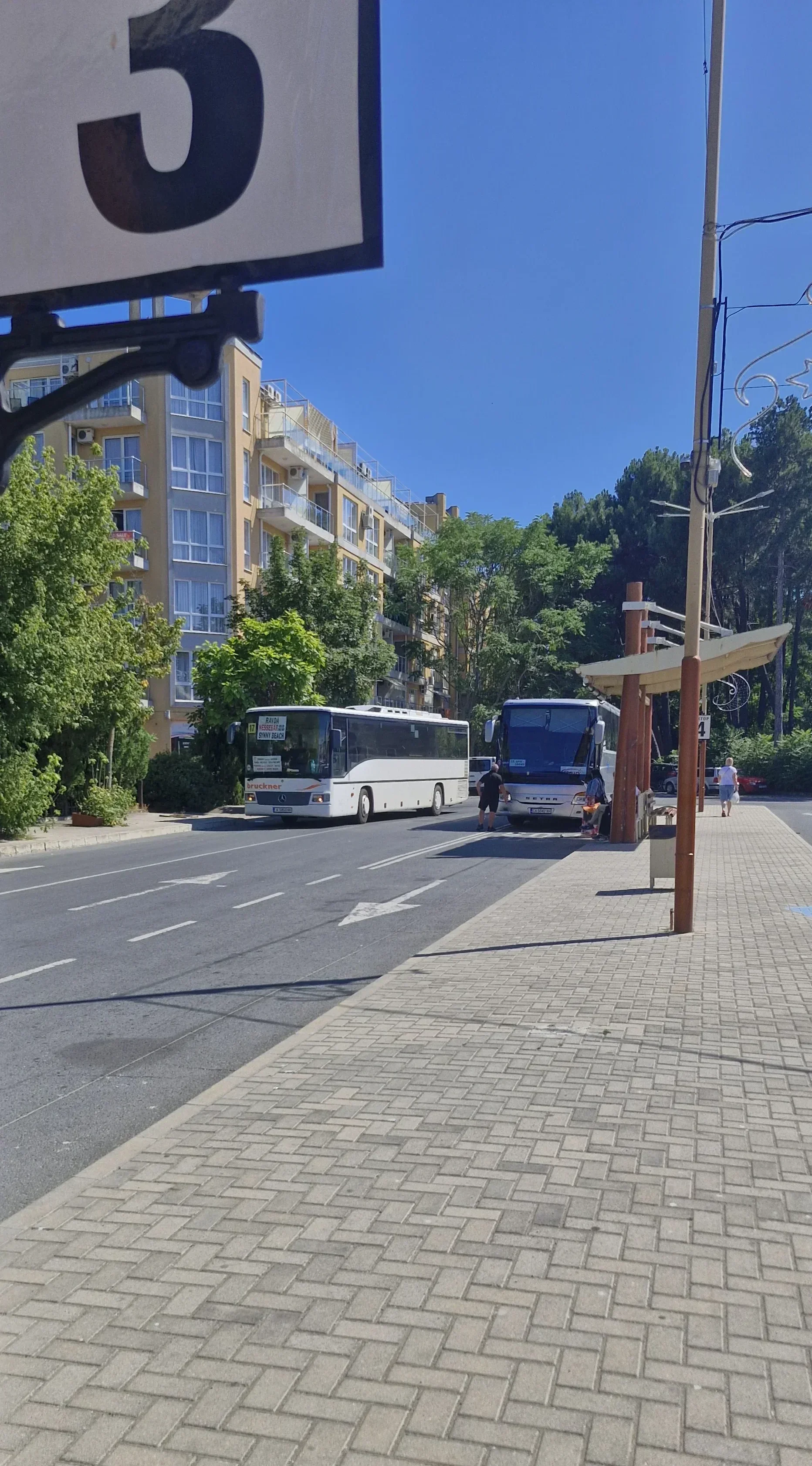 Special Schedule for the Blue Zone and Public Transport in Burgas During the Holidays
