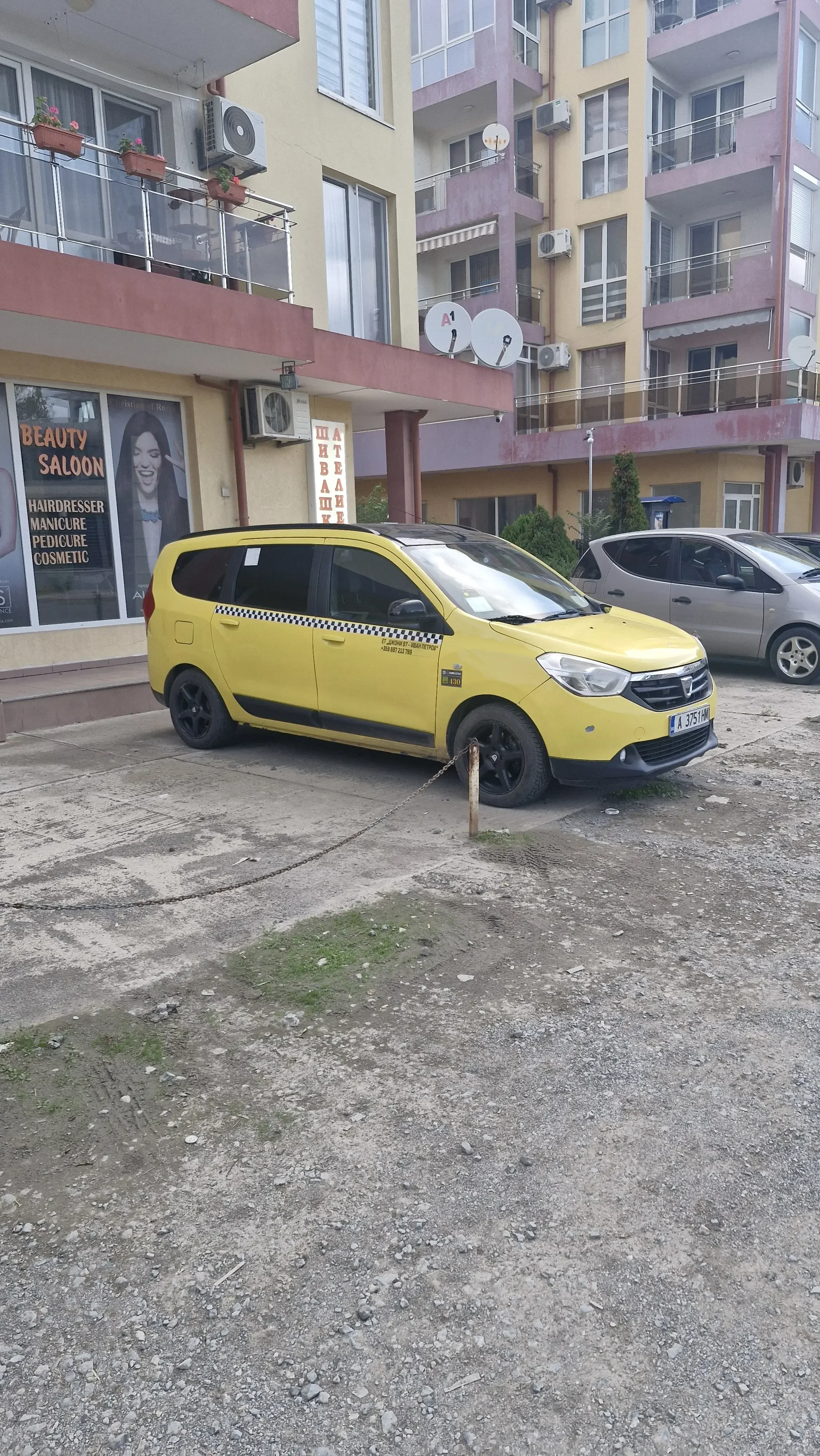 Такси в Бургасі: 90% платять в левах, євро майже не використовуються