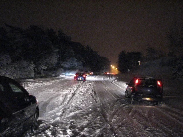 Пътна обстановка: Актуални ограничения и ремонти по пътищата в България