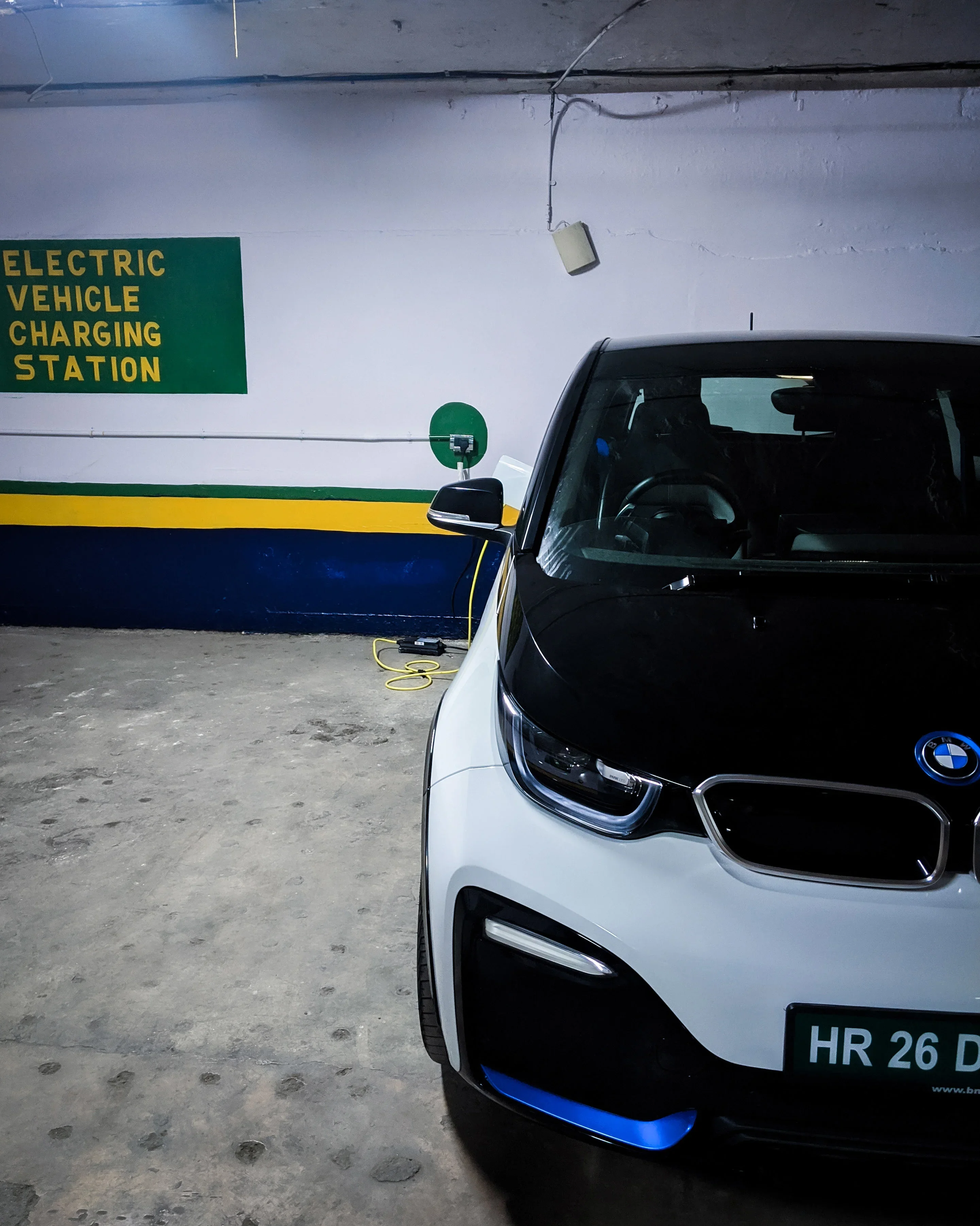 New Toll Taxes from 2026: 30% More Expensive for Polluting Vehicles, Discounts for Eco-Cars