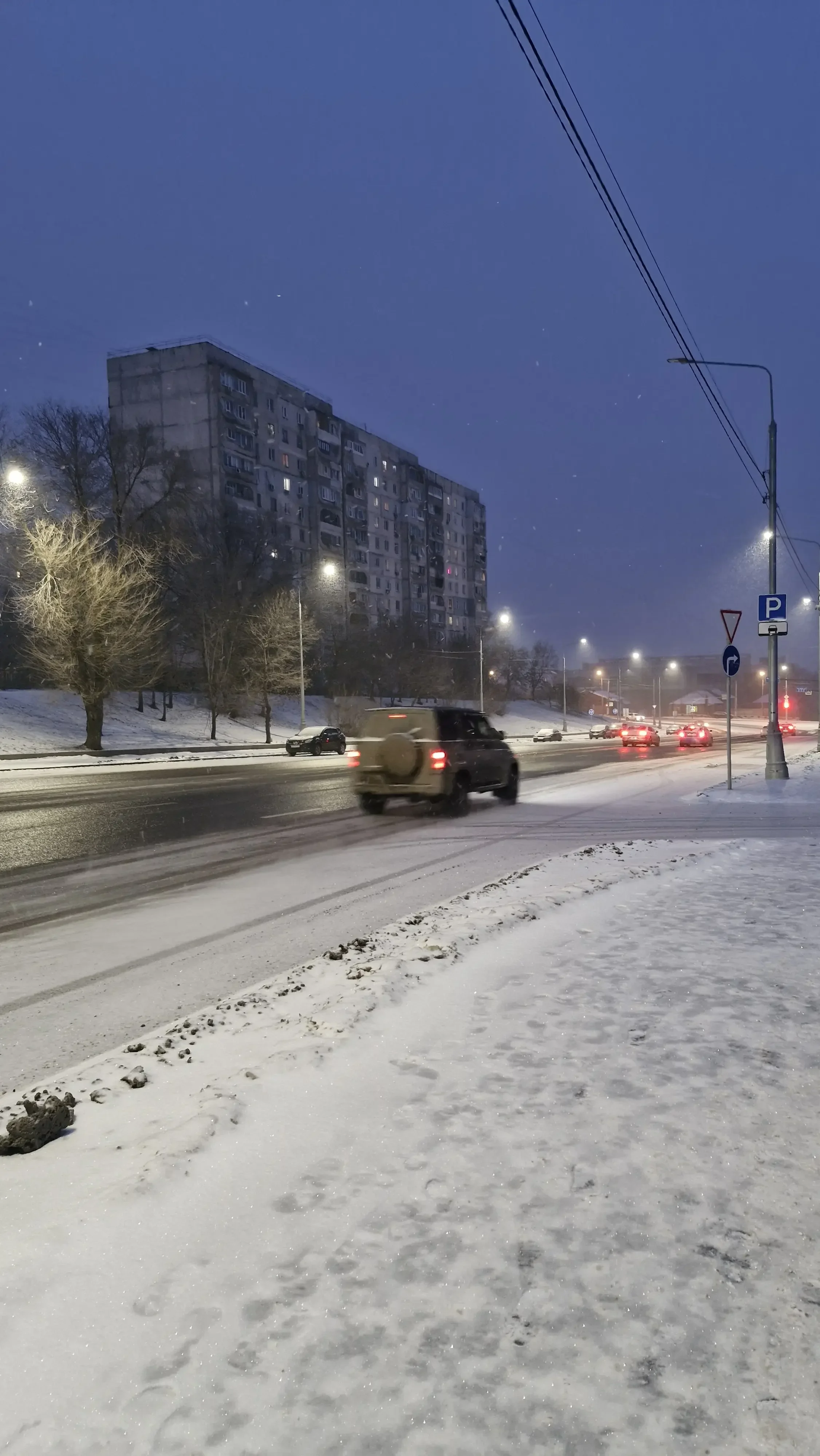 Времето в България: Очаква се сняг, понижение на температурите и ветровито време