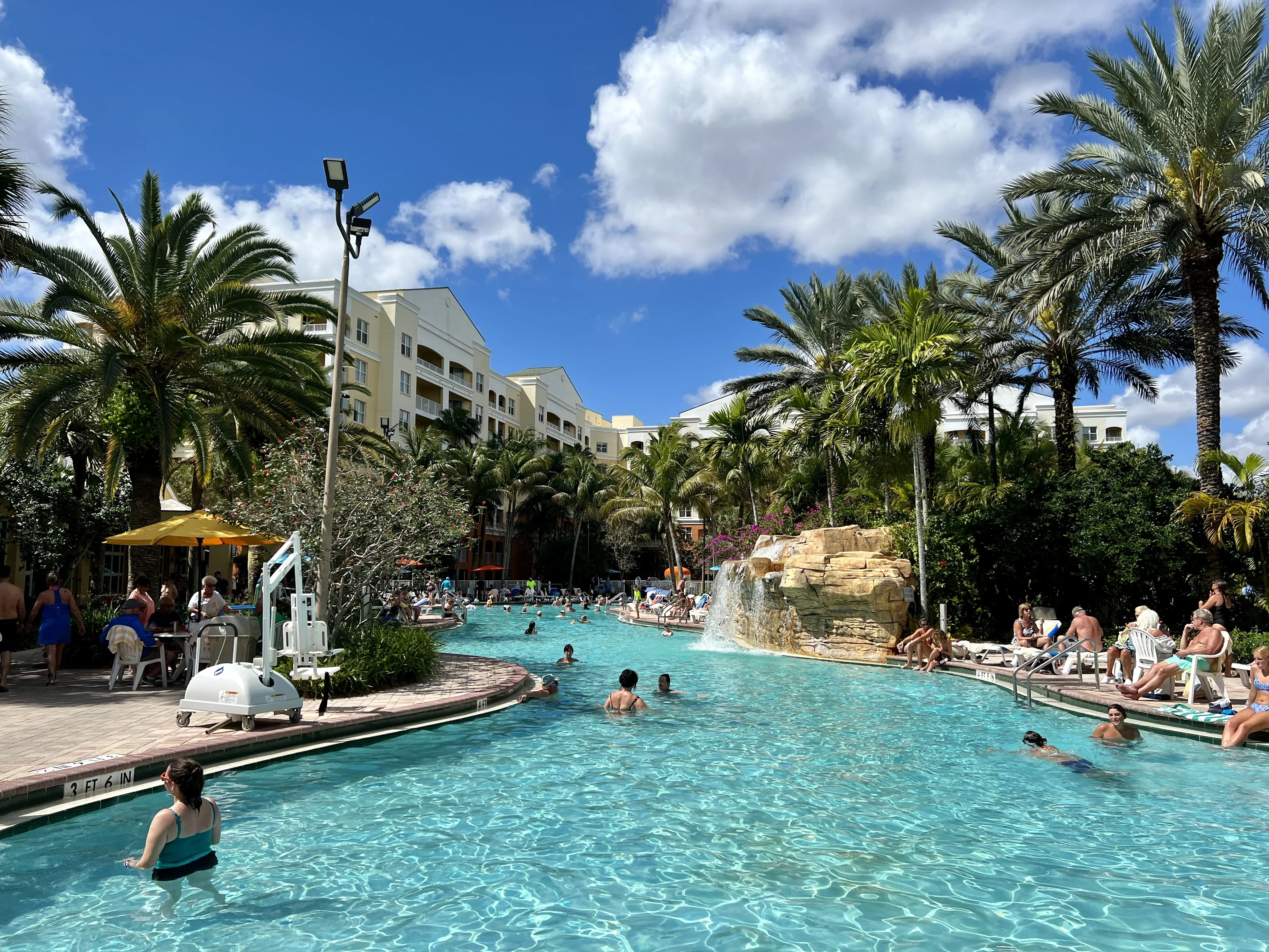 Летни приключения под въпрос: Войната в Близкия изток и изборите за ваканция