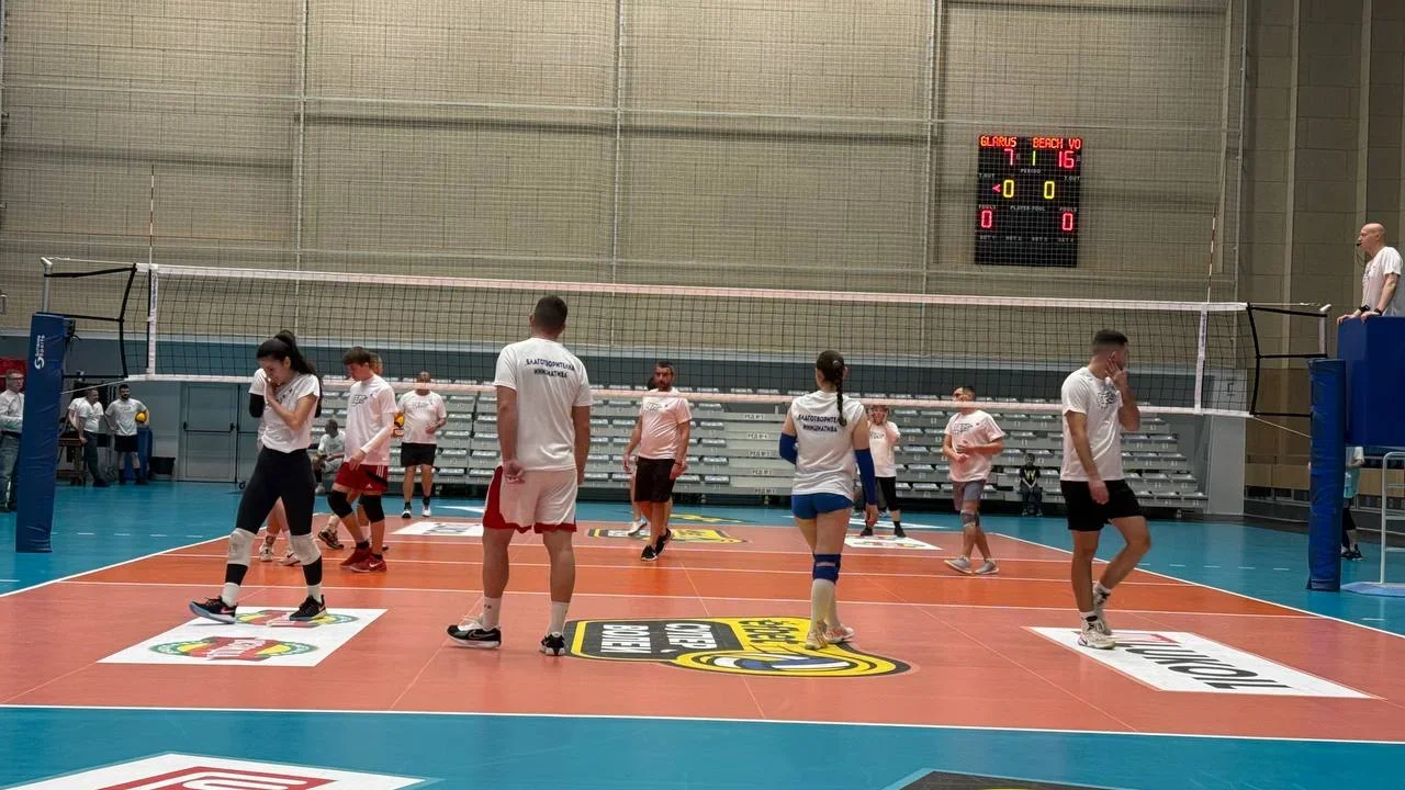 Eight volleyball teams played for charity in the "Mladost" hall