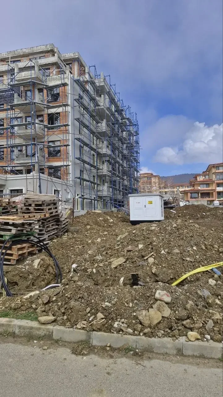 Строителна забрана влиза в сила в община Царево и Бургас: Подробности за срокове и зони