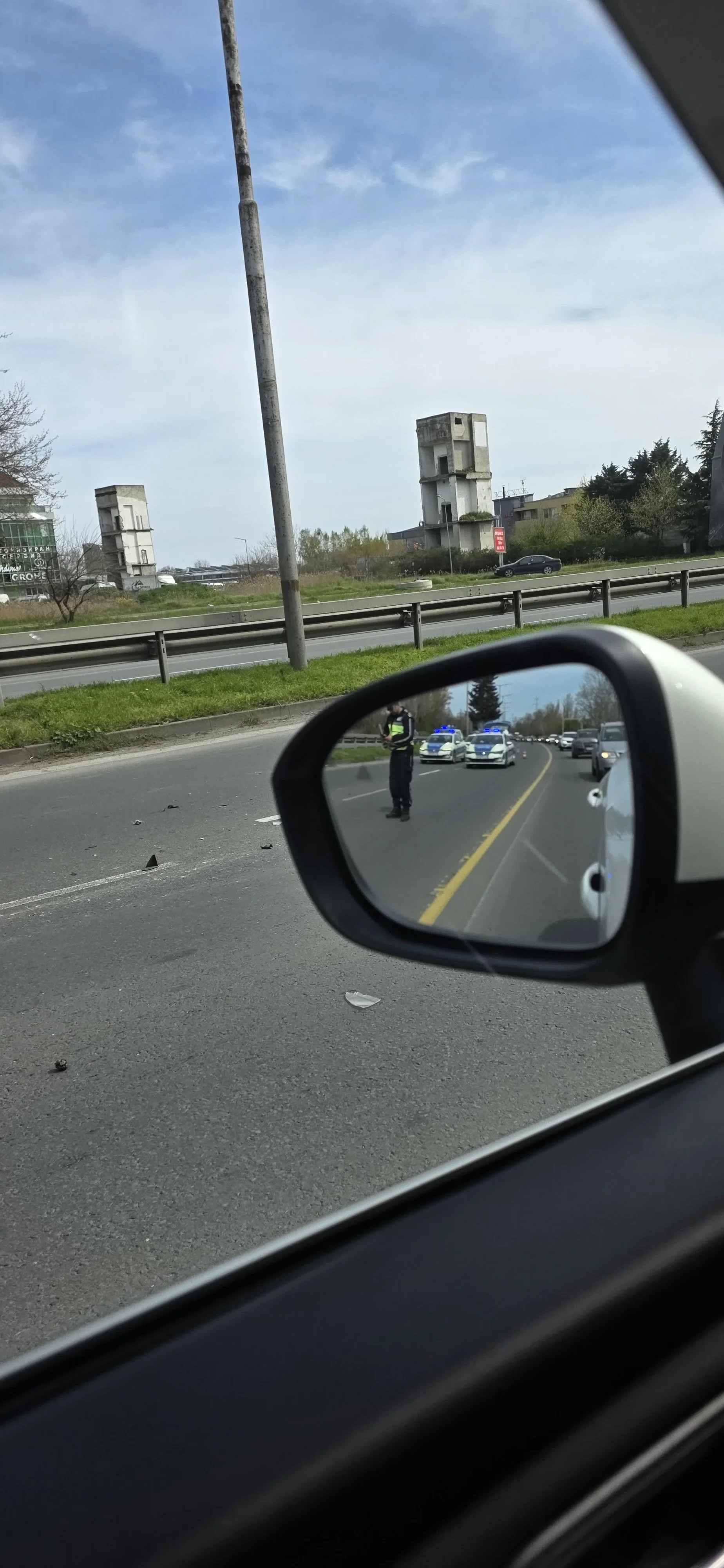 Катастрофа на изхода от Бургас в посока Созопол блокира трафика следобед