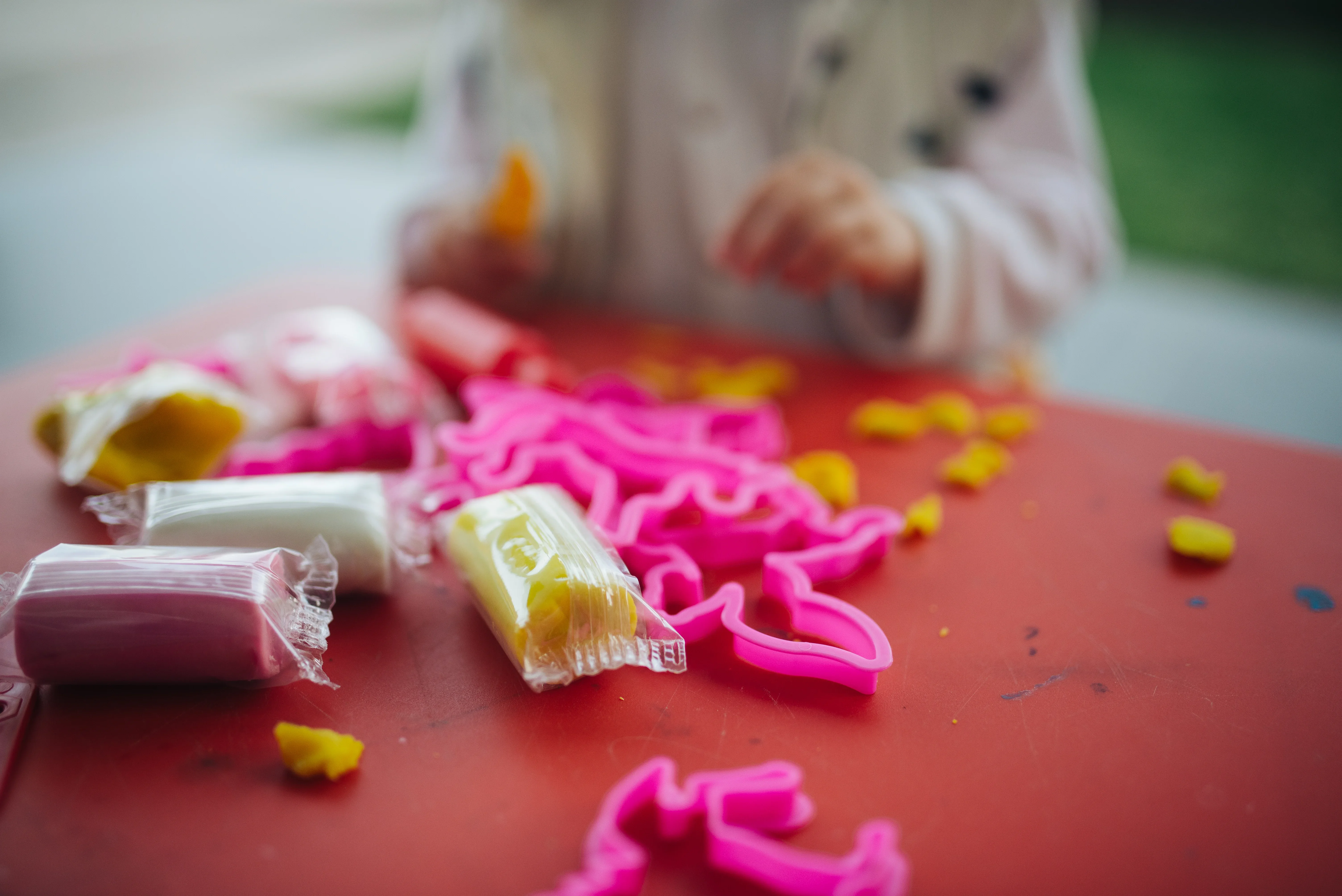 Еко-работилница в Несебър: Деца от 1. клас създават картички за природата