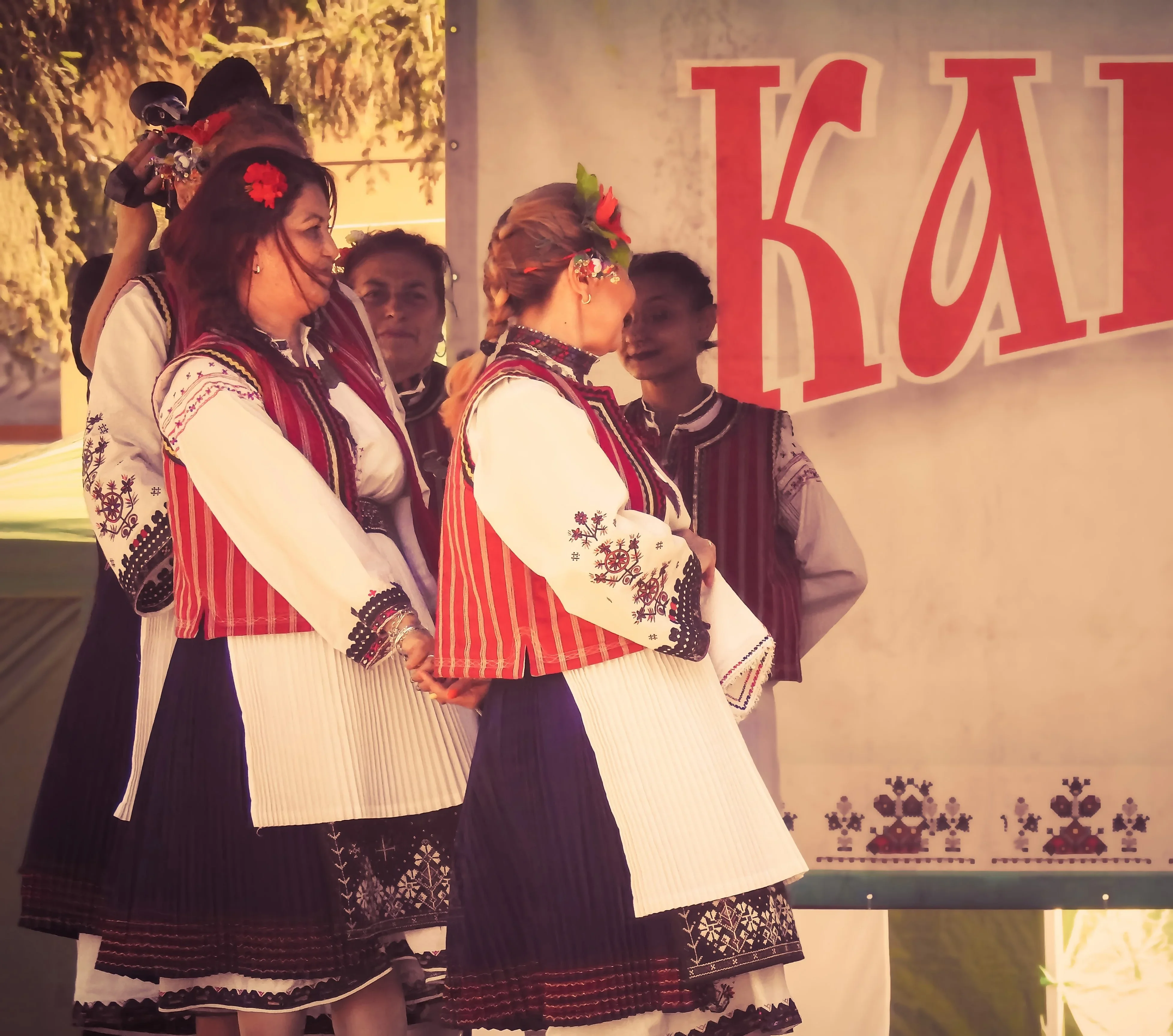 Группа «Калгамач» представила Бургас на торжественном концерте в Софии
