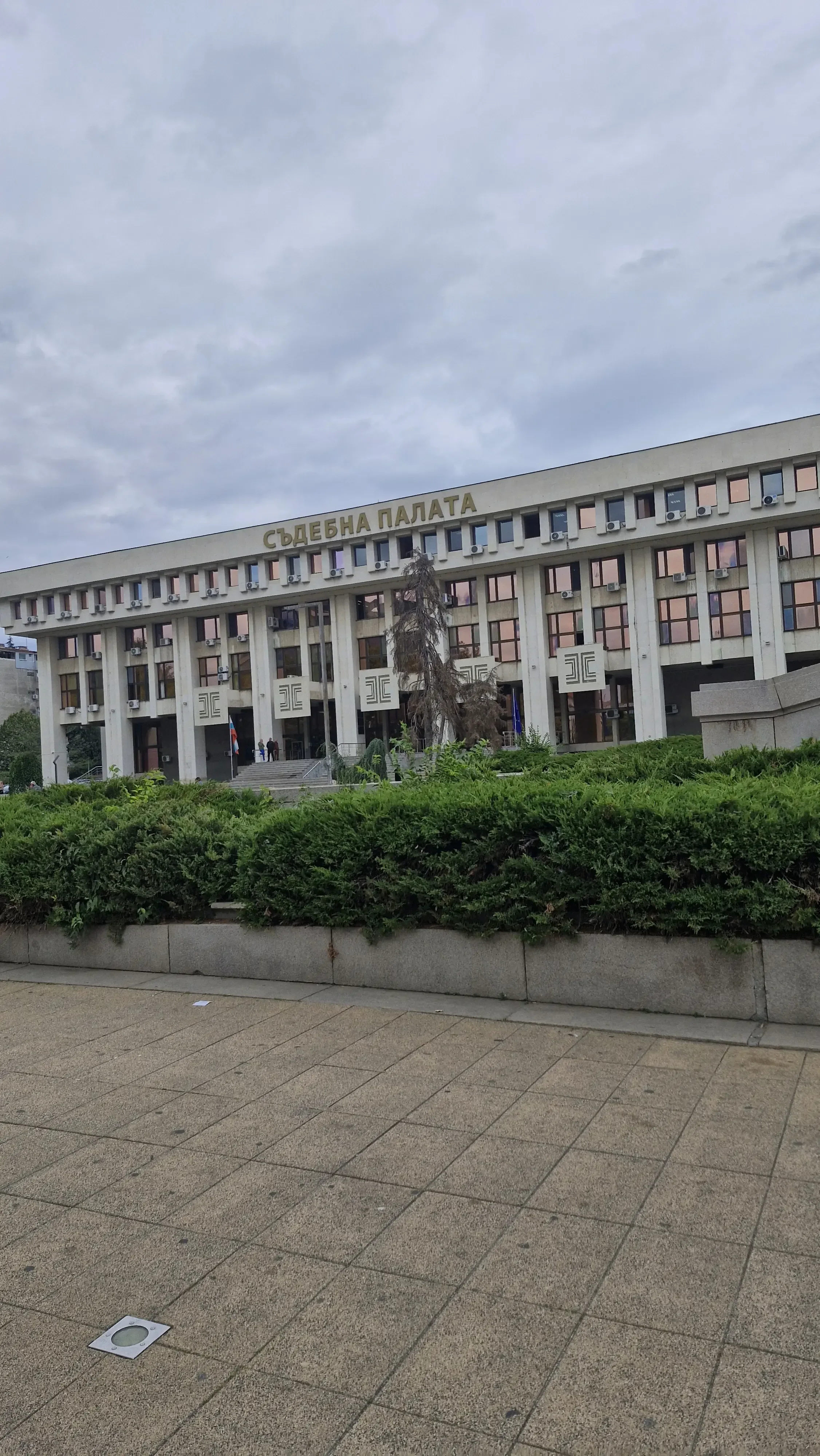 Поліцейський, який допитував Кирила Петкова та обшукував будинок Бойка Борисова, не пам'ятає ключових деталей