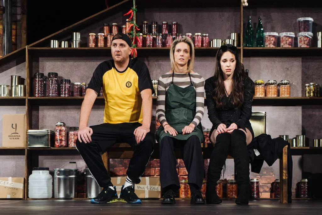 "Break a Leg" тръгва на лятно турне с хита "И верният отговор е..."